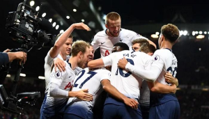 Tottenham khuyên nên bán tiền đạo Harry Kane